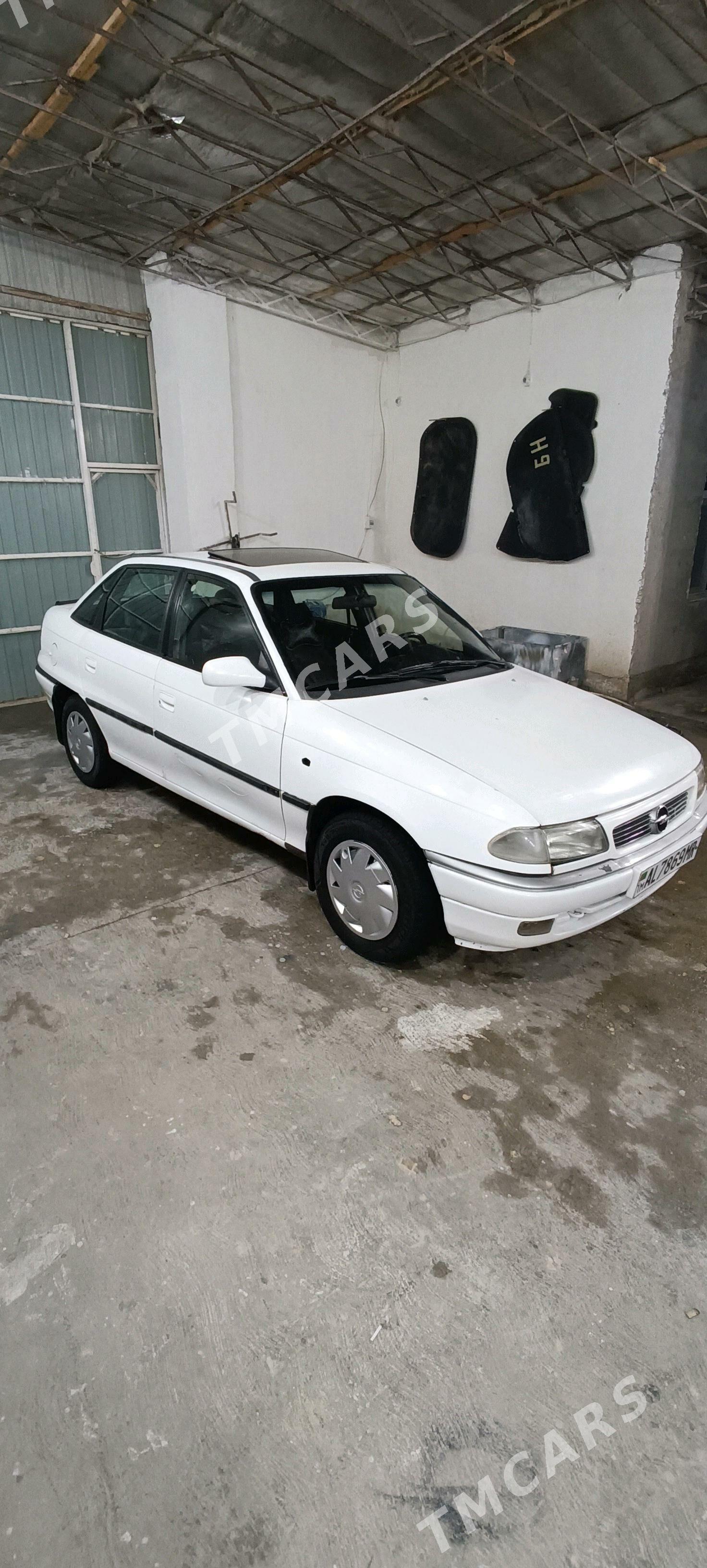 Opel Astra 1993 - 30 000 TMT - Mary - img 2