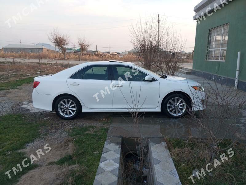 Toyota Camry 2013 - 235 000 TMT - Ёлётен - img 8