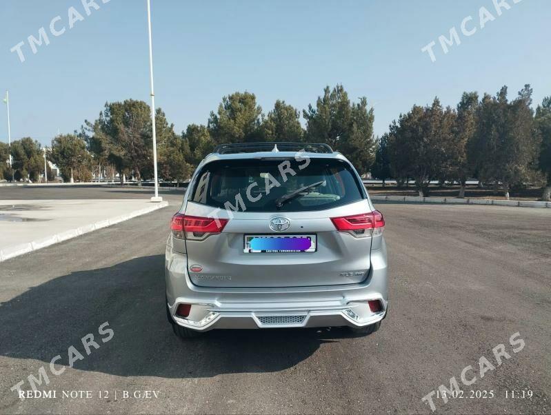 Toyota Highlander 2017 - 440 000 TMT - Türkmenabat - img 8