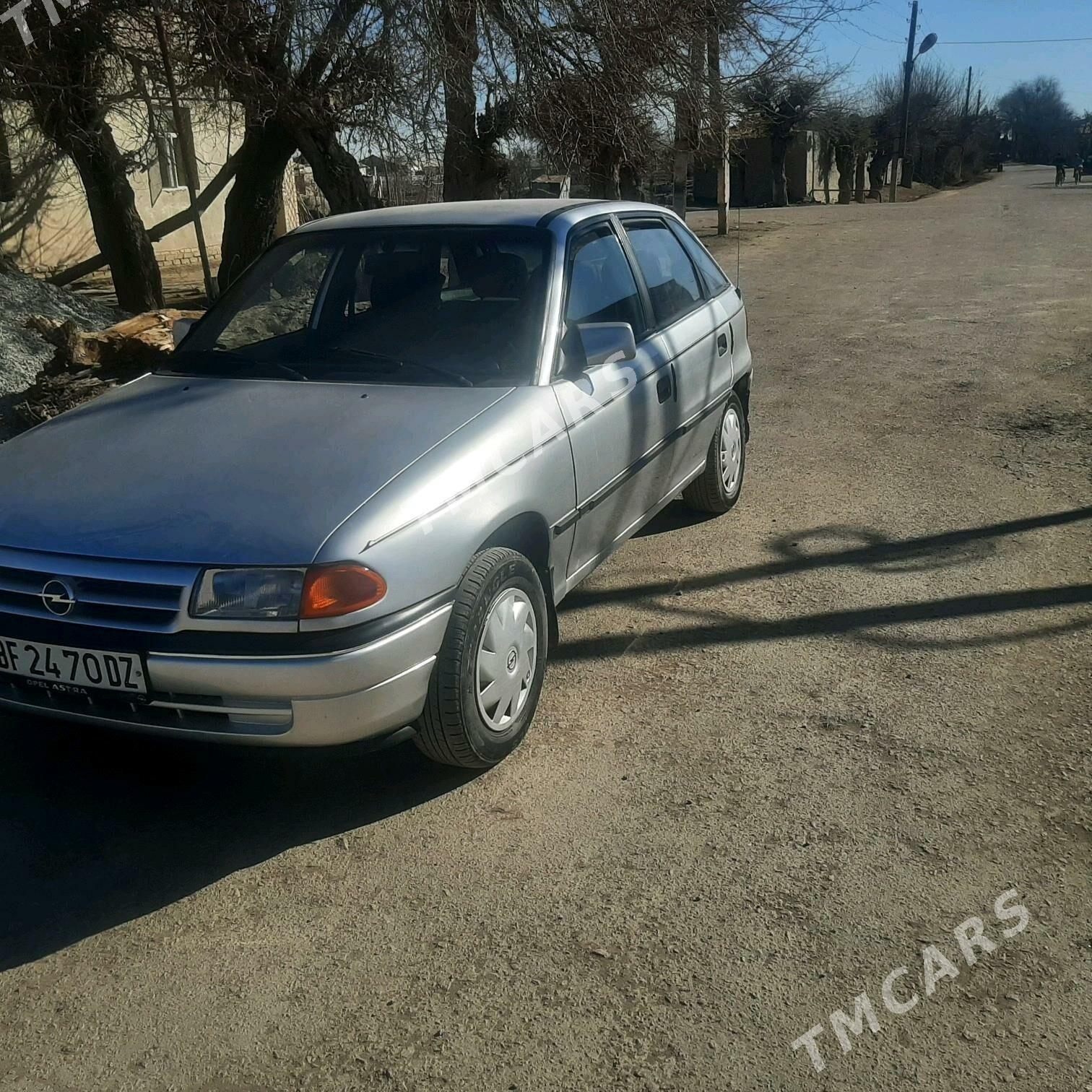 Opel Astra 1992 - 40 000 TMT - Шабатский этрап - img 2