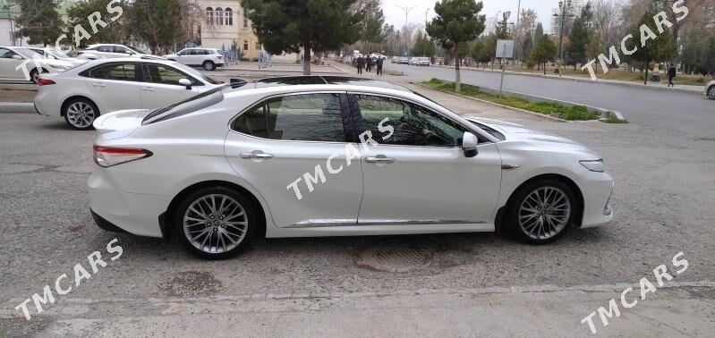 Toyota Camry 2019 - 495 000 TMT - Aşgabat - img 3