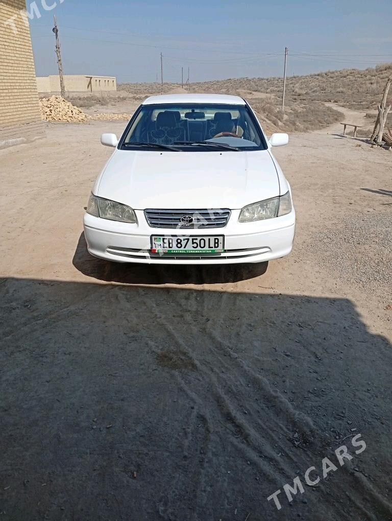 Toyota Camry 1999 - 110 000 TMT - Саят - img 4