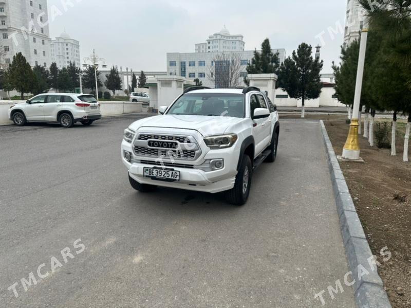 Toyota Tacoma 2018 - 342 000 TMT - Aşgabat - img 2