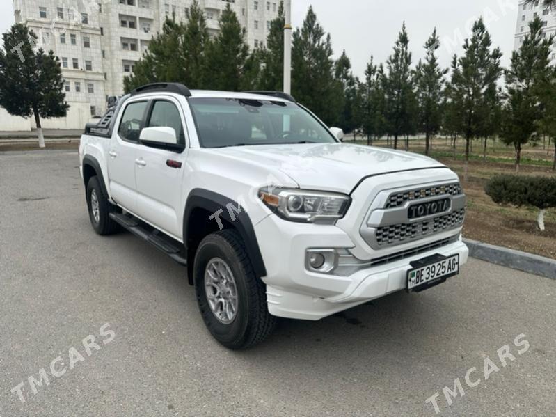 Toyota Tacoma 2018 - 342 000 TMT - Aşgabat - img 5