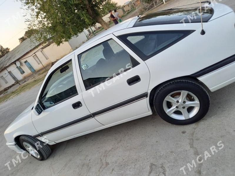 Opel Vectra 1992 - 30 000 TMT - Гёкдепе - img 3