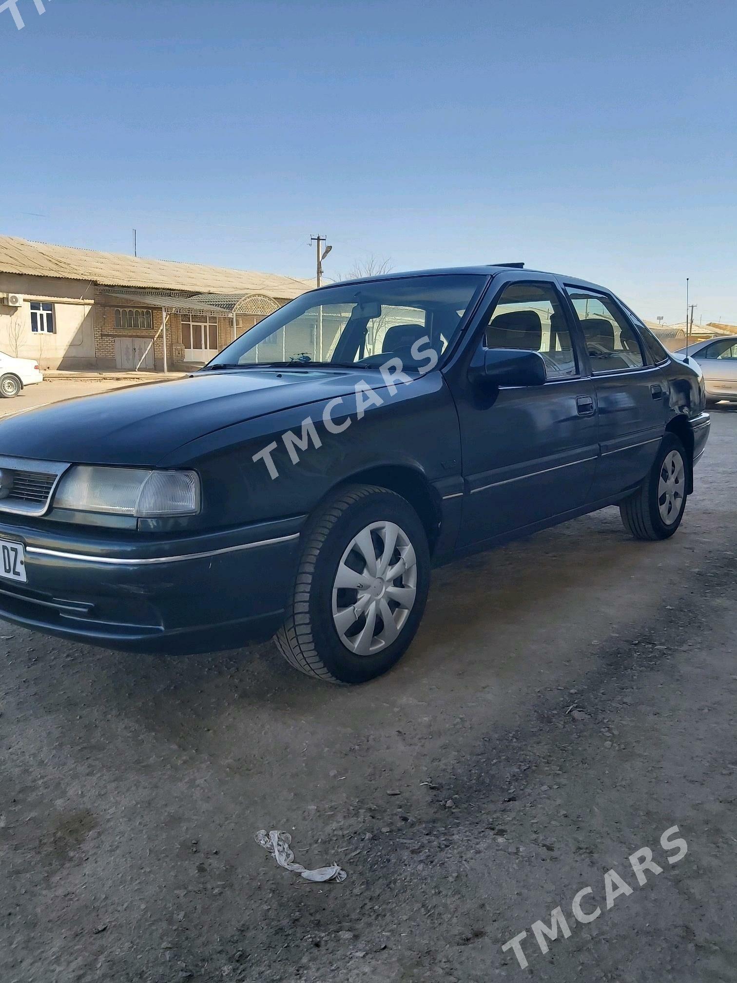 Opel Vectra 1994 - 34 000 TMT - Губадаг - img 6