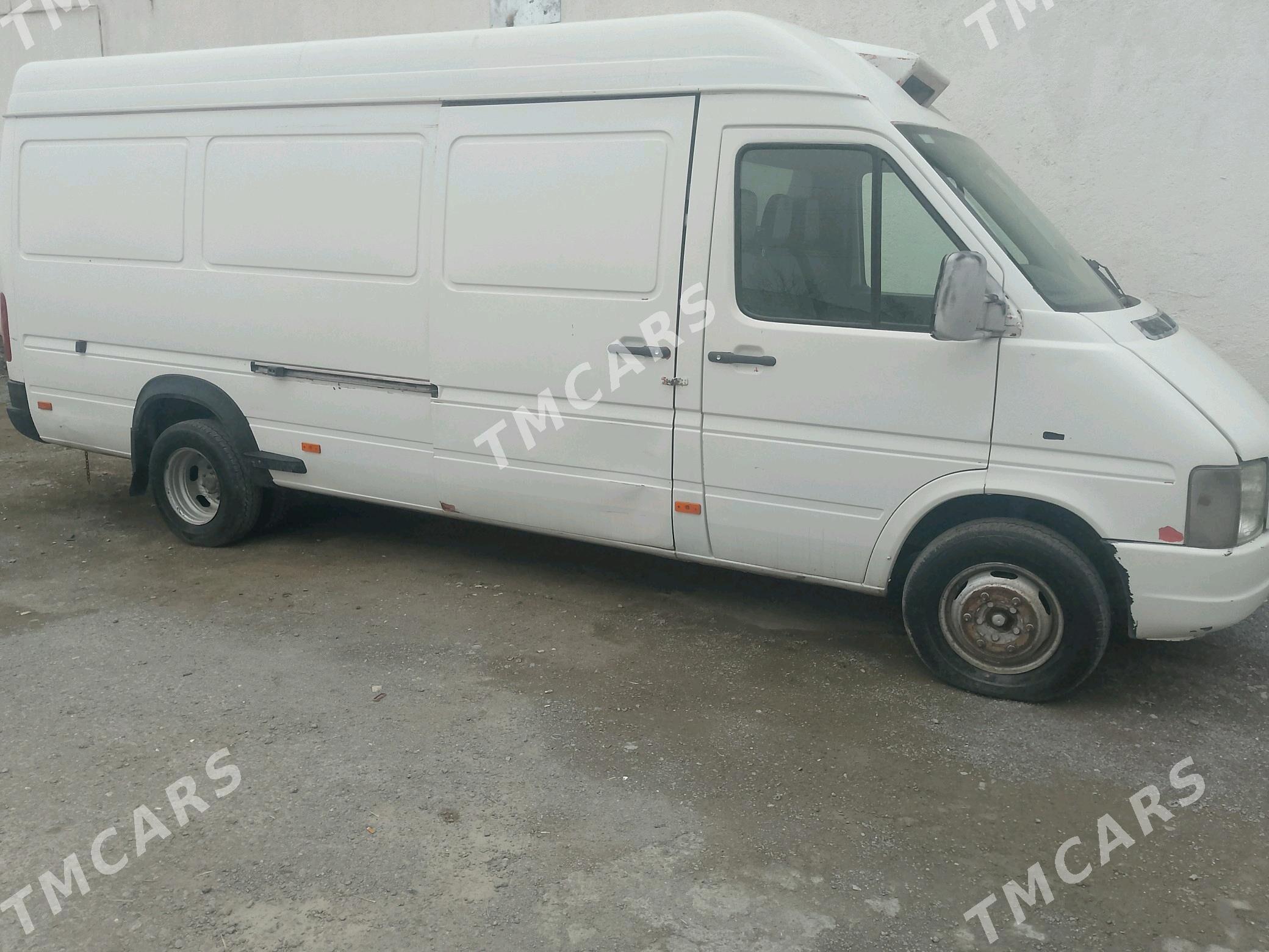 Volkswagen Transporter 2005 - 120 000 TMT - Ашхабад - img 2