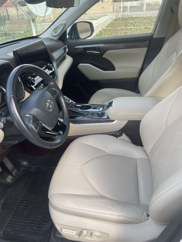 Toyota Highlander 2022 - 690 000 TMT - Мары - img 5