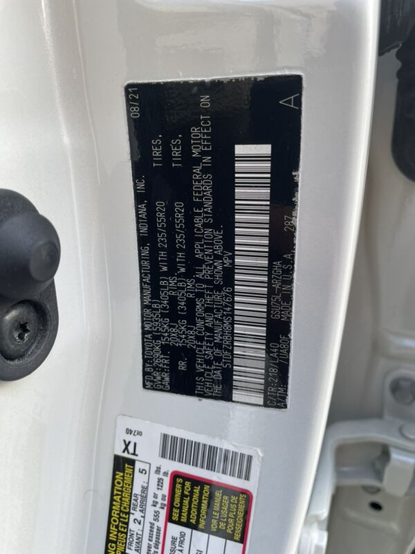 Toyota Highlander 2022 - 690 000 TMT - Мары - img 7