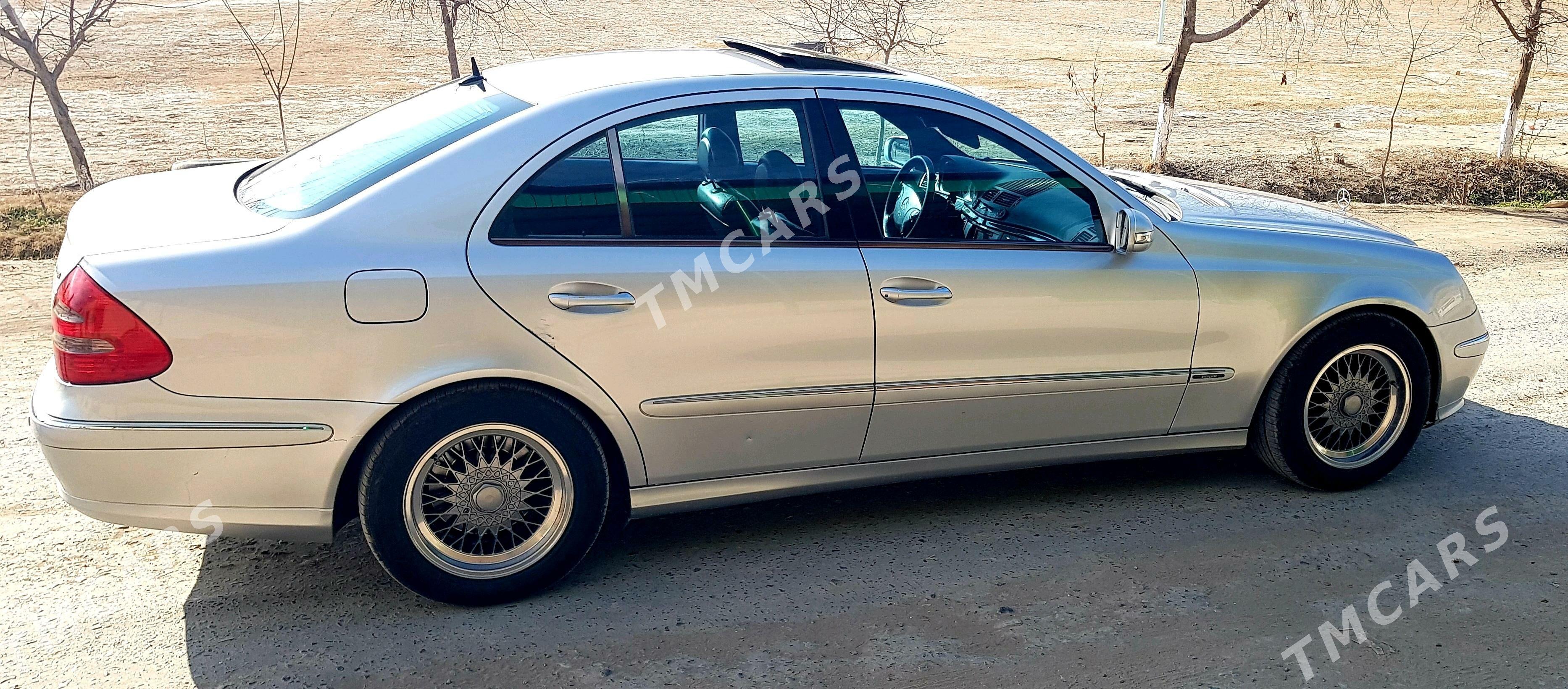 Mercedes-Benz E320 2003 - 135 000 TMT - Туркменабат - img 3