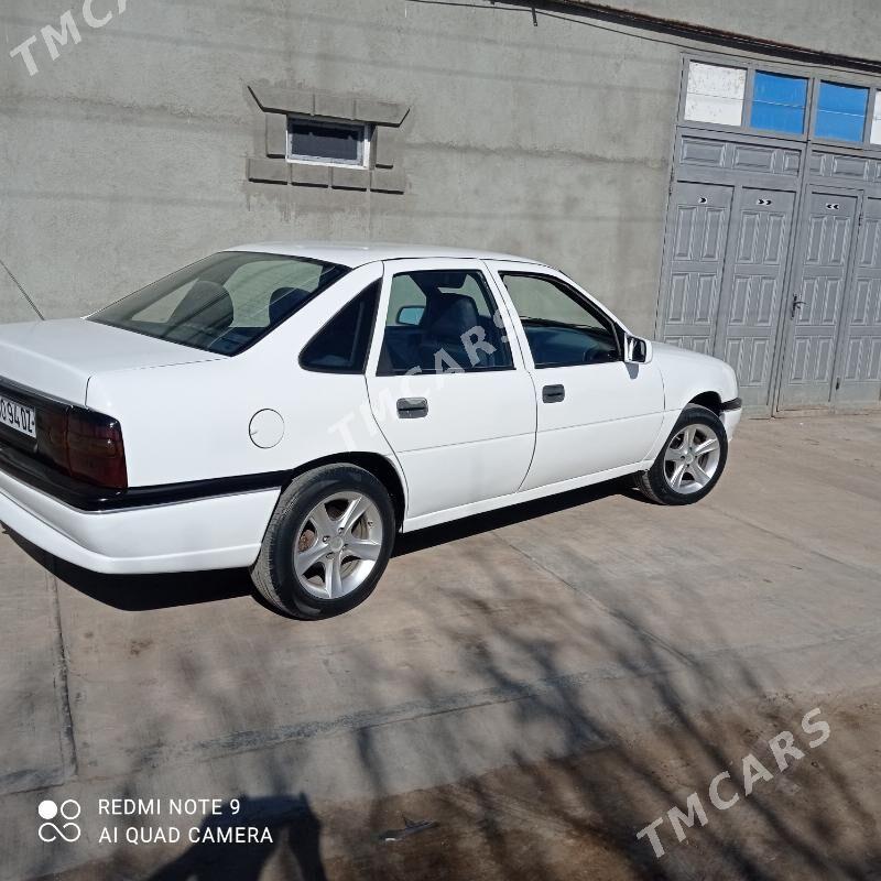 Opel Vectra 1994 - 40 000 TMT - Дашогуз - img 3