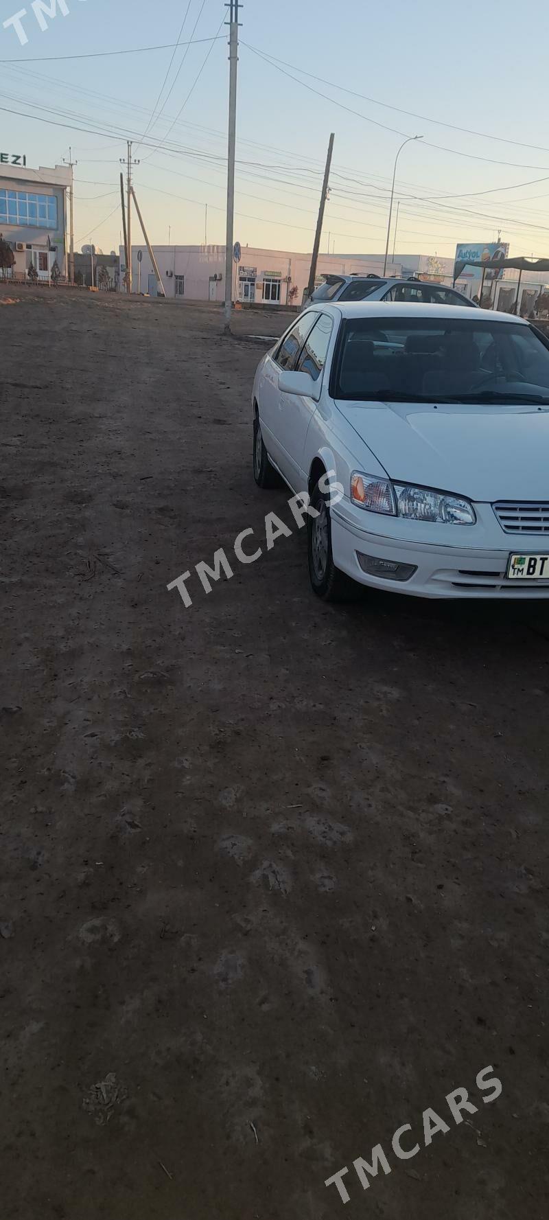 Toyota Camry 2001 - 135 000 TMT - Гурбансолтан Едже - img 6