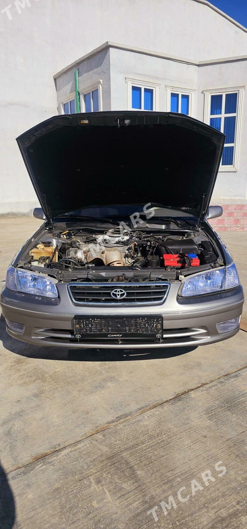 Toyota Camry 2000 - 125 000 TMT - Шабатский этрап - img 3