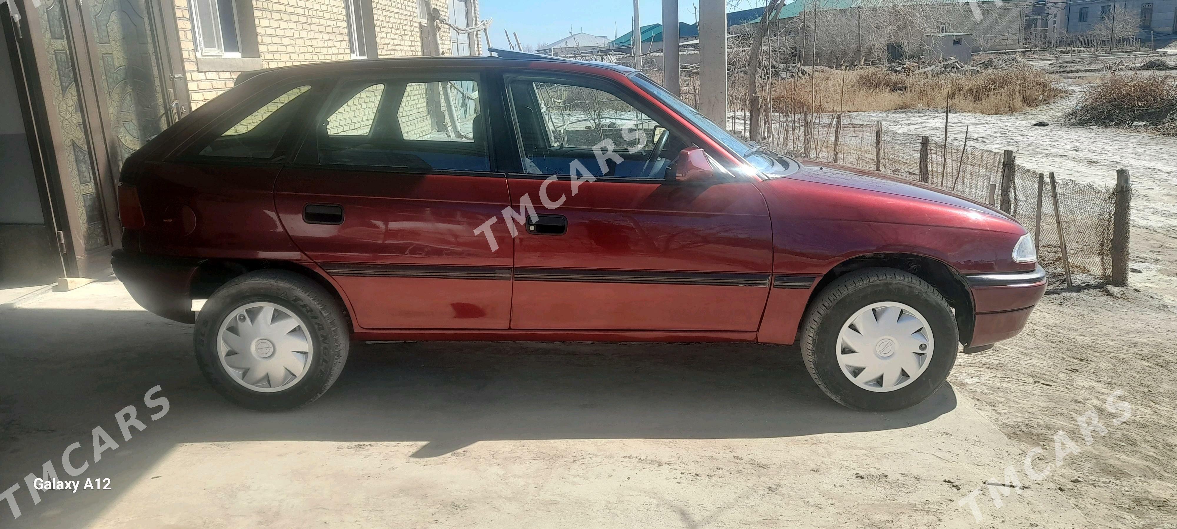 Opel Astra 1993 - 30 000 TMT - Daşoguz - img 4