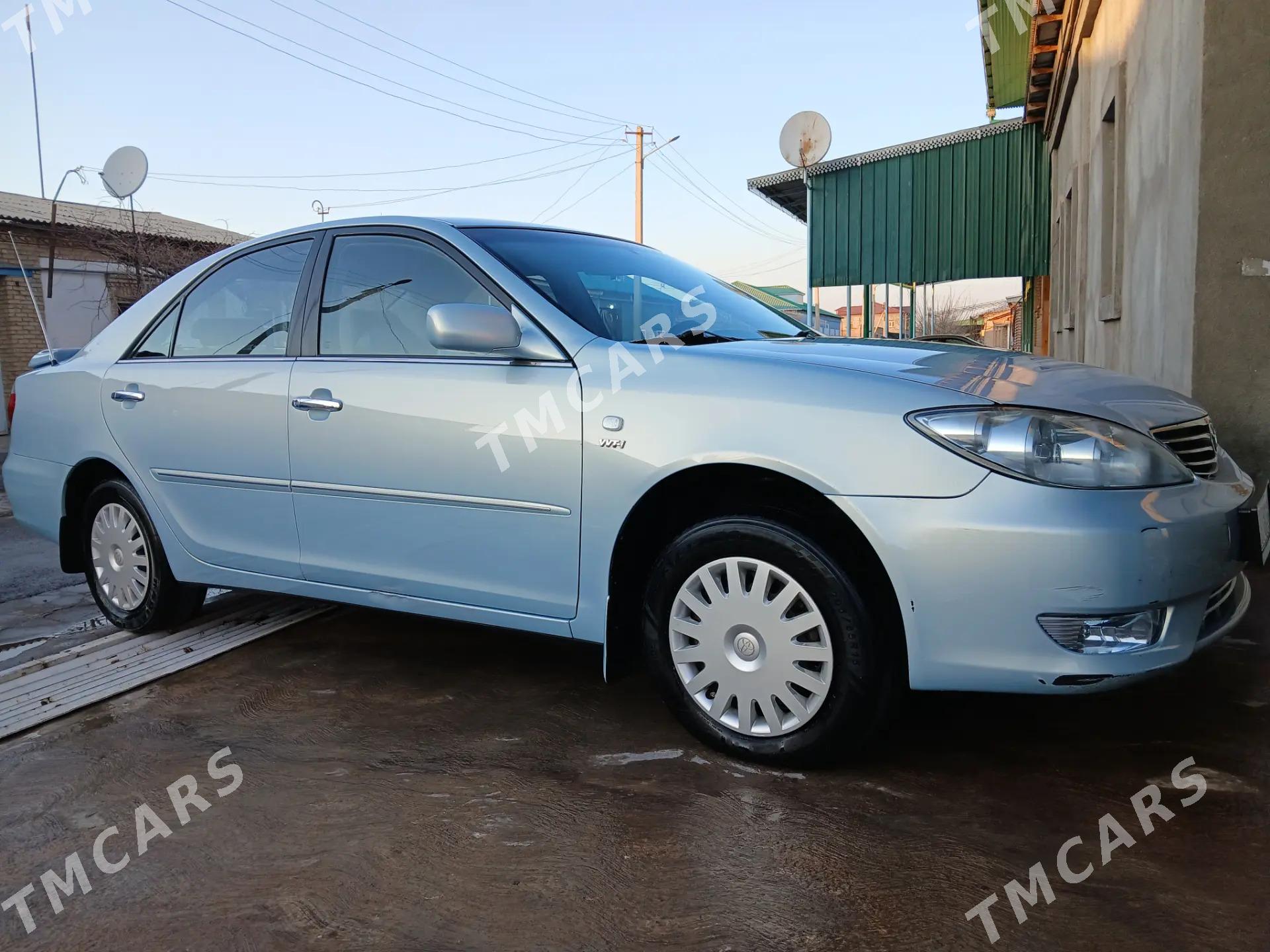 Toyota Camry 2005 - 200 000 TMT - Туркменабат - img 9