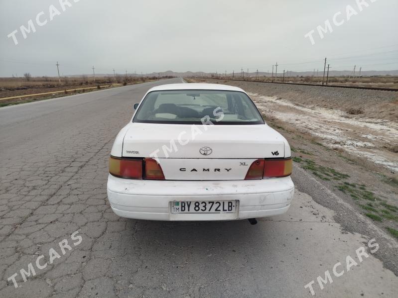 Toyota Camry 1994 - 50 000 TMT - Койтендаг - img 4