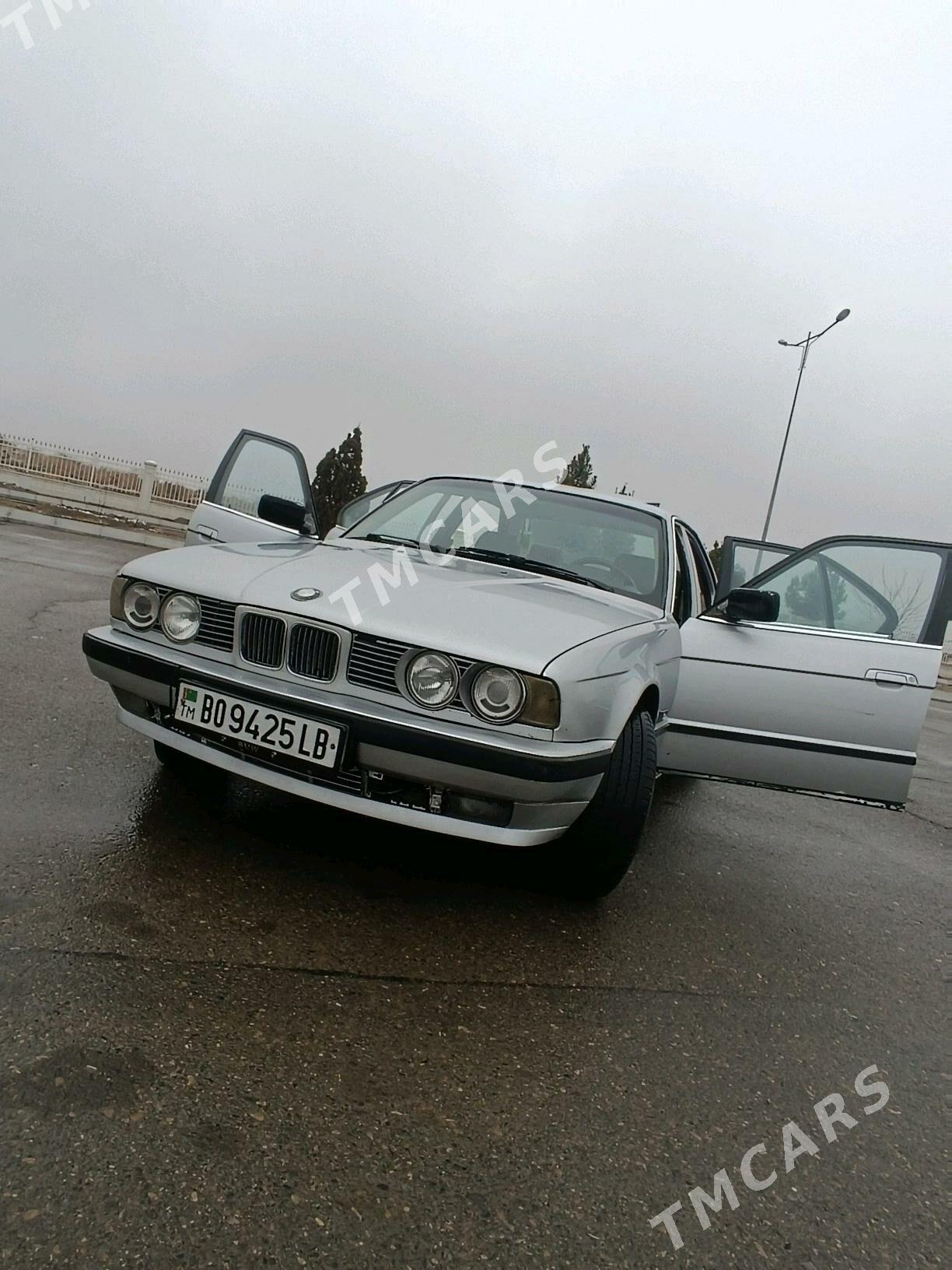 BMW 525 1990 - 45 000 TMT - Дянев - img 9