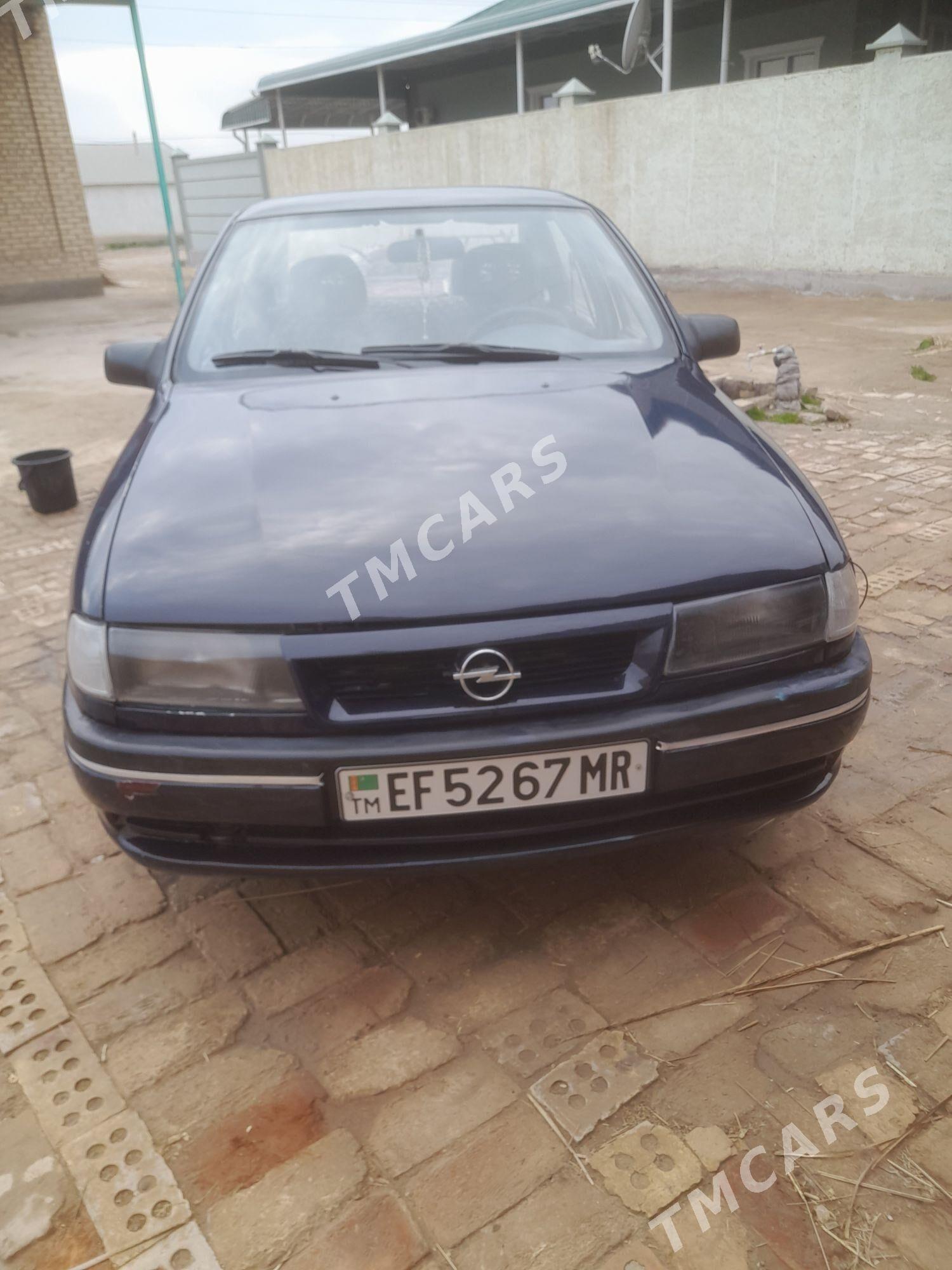 Opel Vectra 1990 - 30 000 TMT - Mary - img 3