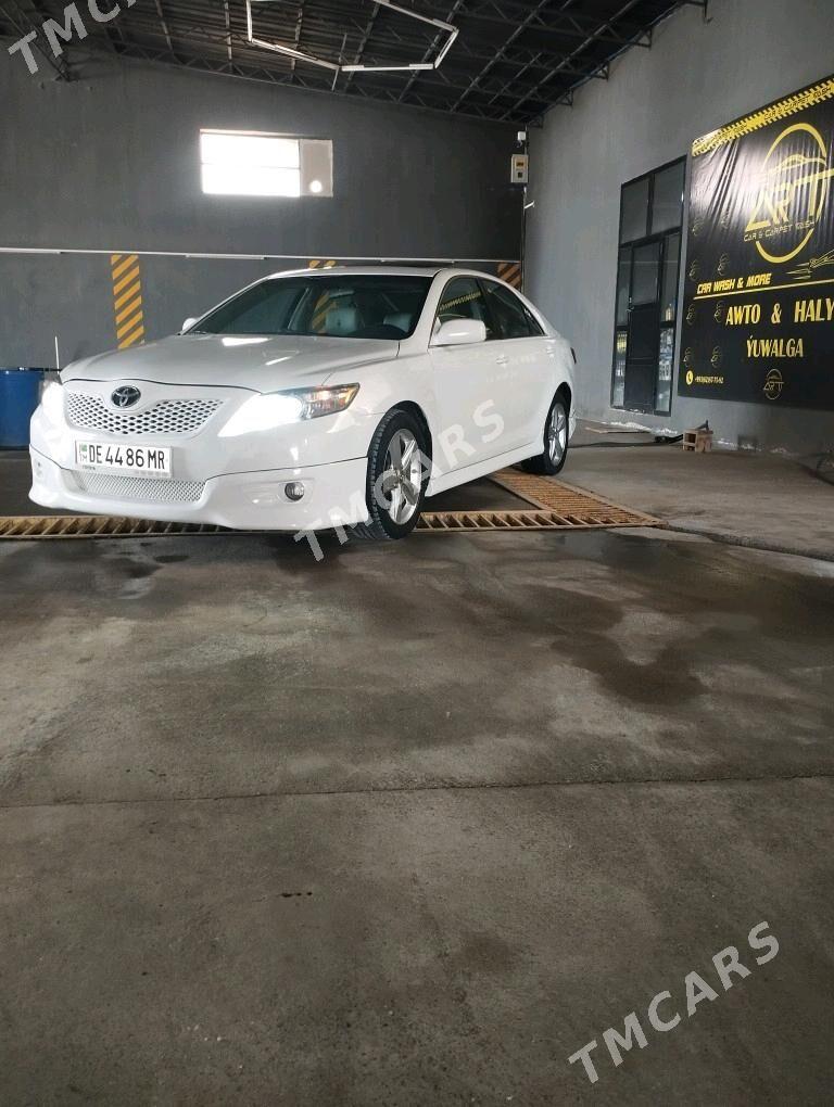 Toyota Camry 2011 - 195 000 TMT - Векильбазар - img 2