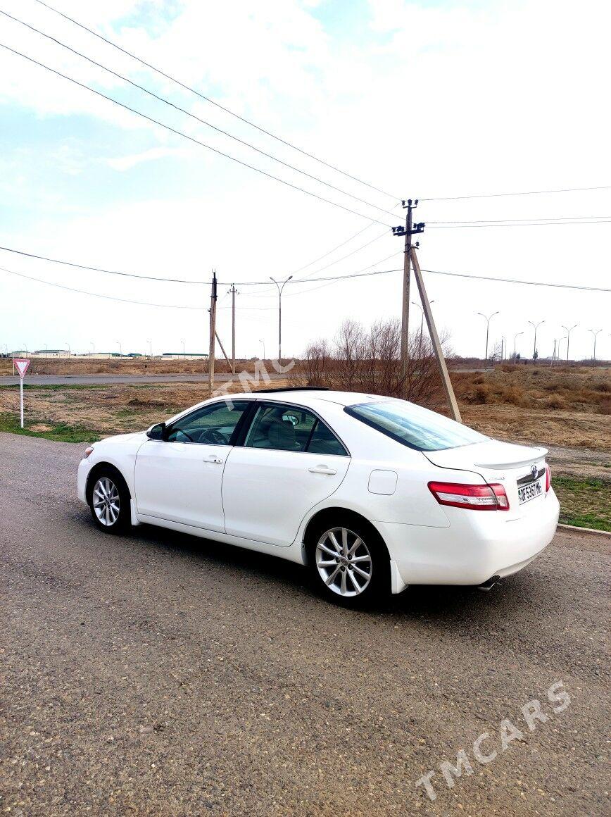 Toyota Camry 2010 - 189 000 TMT - Мары - img 5