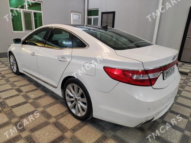 Hyundai Azera 2016 - 270 000 TMT - Анев - img 5