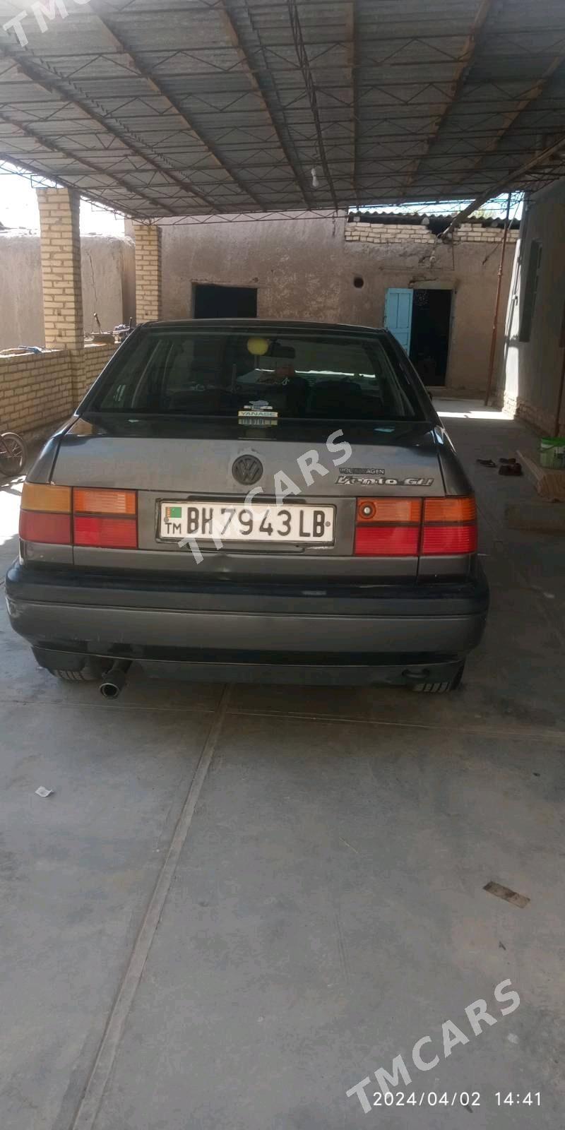 Volkswagen Jetta III 1992 - 17 000 TMT - Фарап - img 4