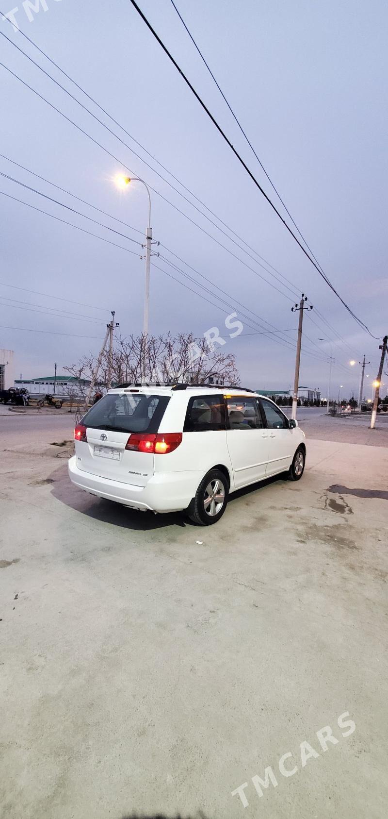 Toyota Sienna 2004 - 175 000 TMT - Bäherden - img 4