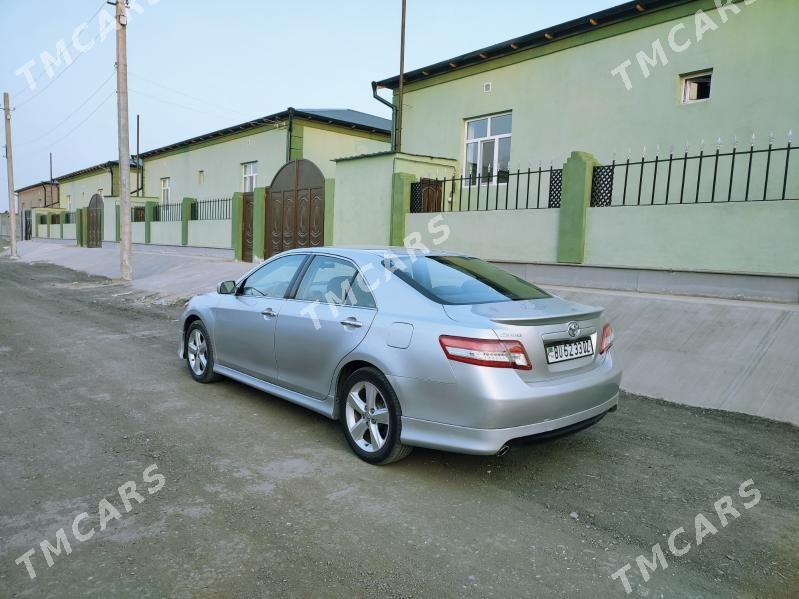 Toyota Camry 2010 - 190 000 TMT - Gubadag - img 3