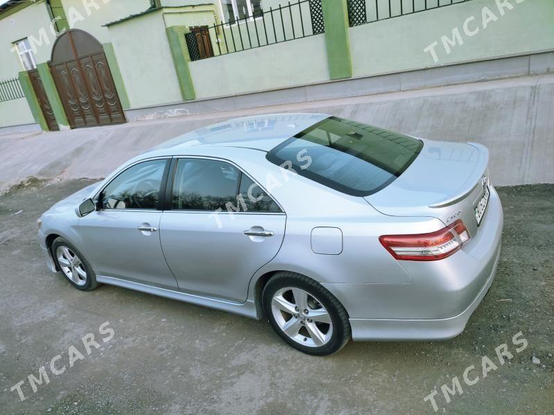 Toyota Camry 2010 - 190 000 TMT - Gubadag - img 4