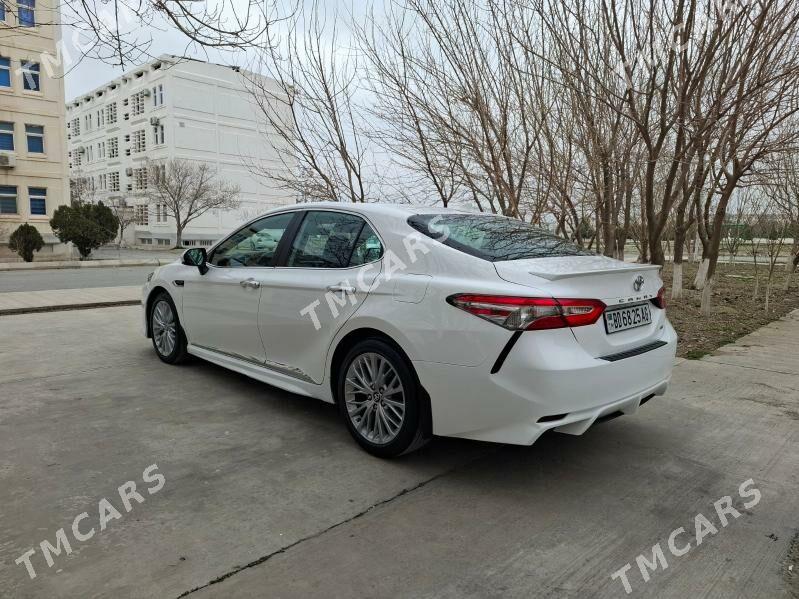 Toyota Camry 2019 - 269 000 TMT - Ашхабад - img 2