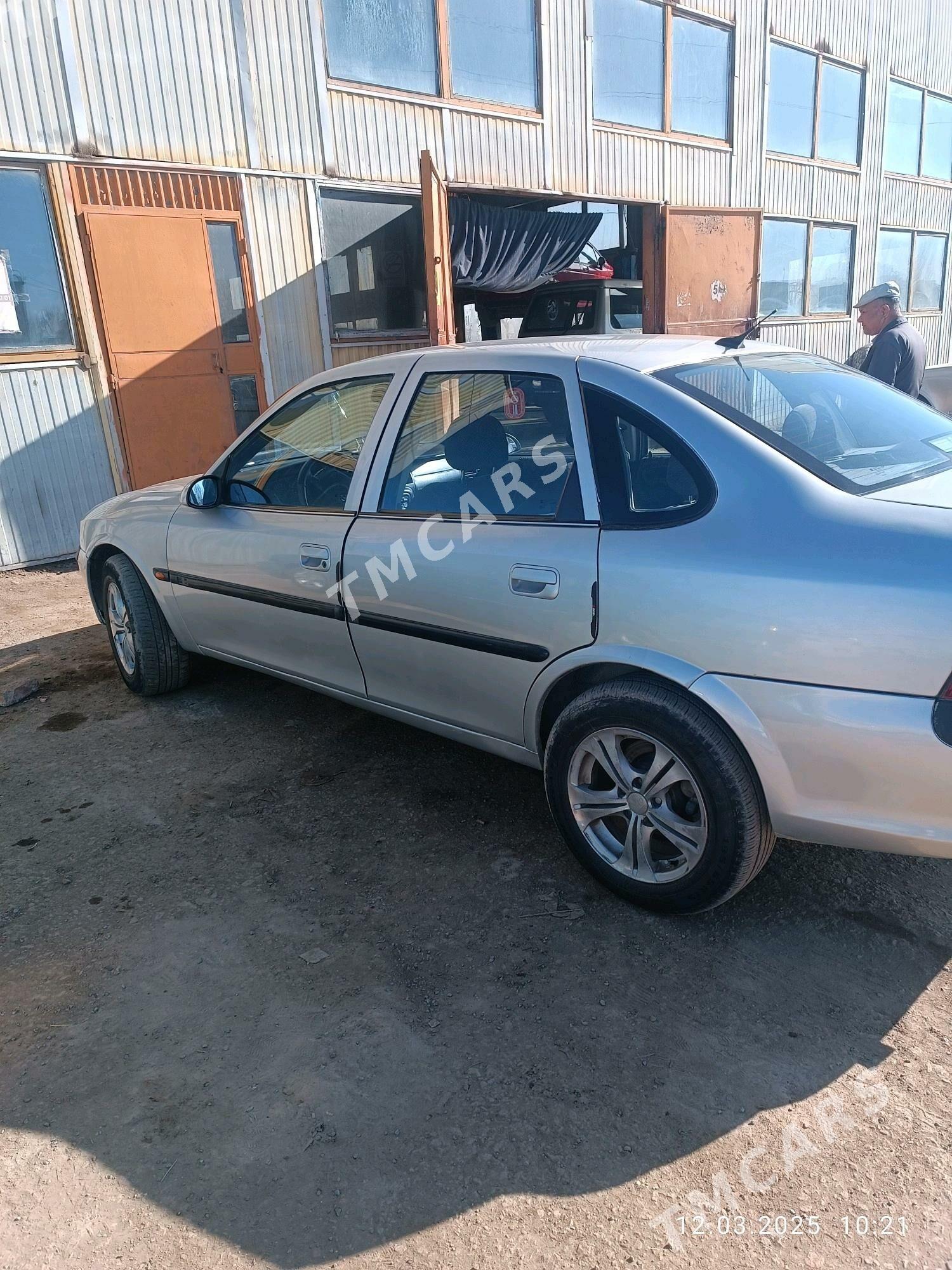 Opel Vectra 1998 - 45 000 TMT - Daşoguz - img 4