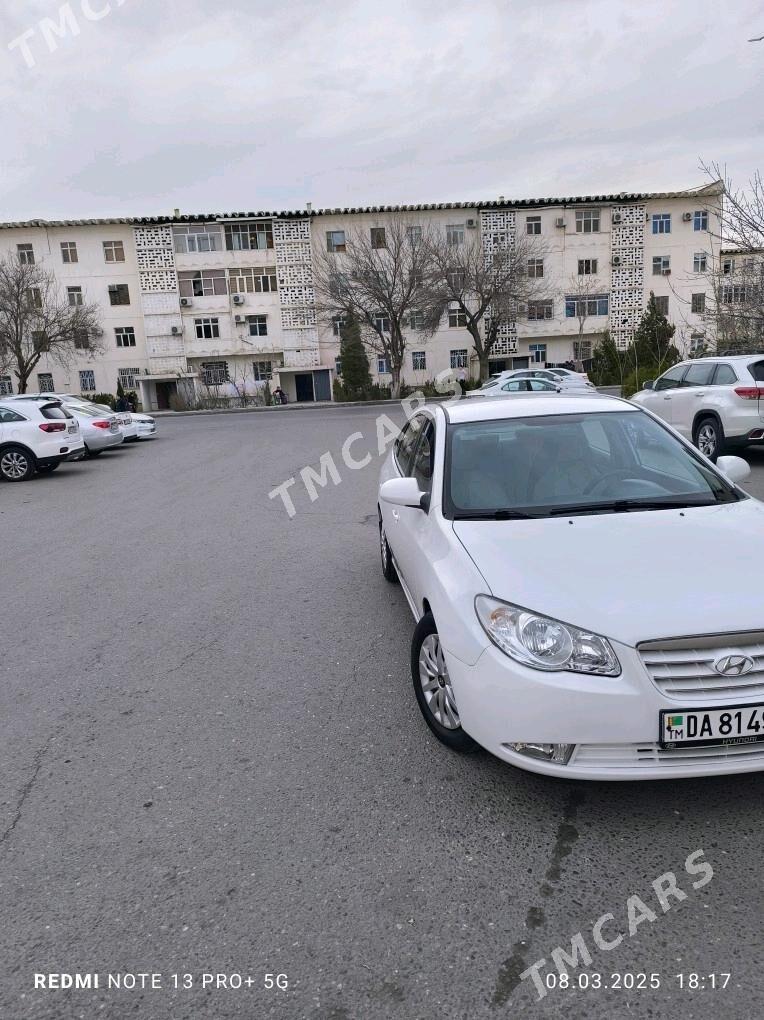 Hyundai Elantra 2010 - 115 000 TMT - 9 мкр - img 4