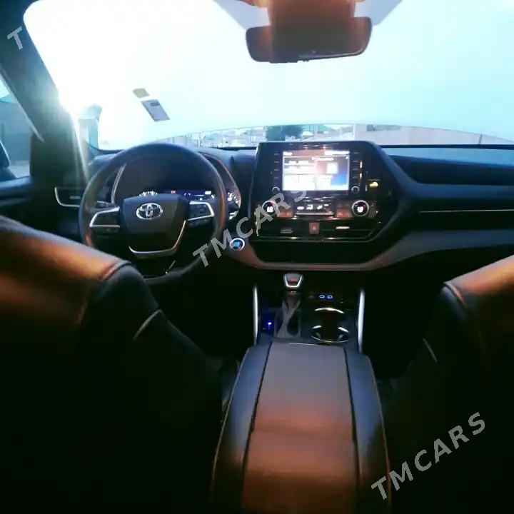 Toyota Highlander 2022 - 570 000 TMT - Ашхабад - img 6