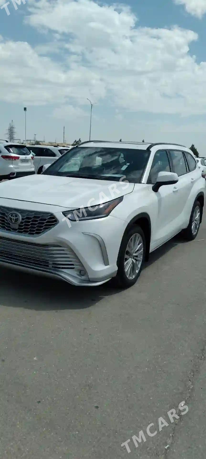 Toyota Highlander 2022 - 570 000 TMT - Ашхабад - img 2