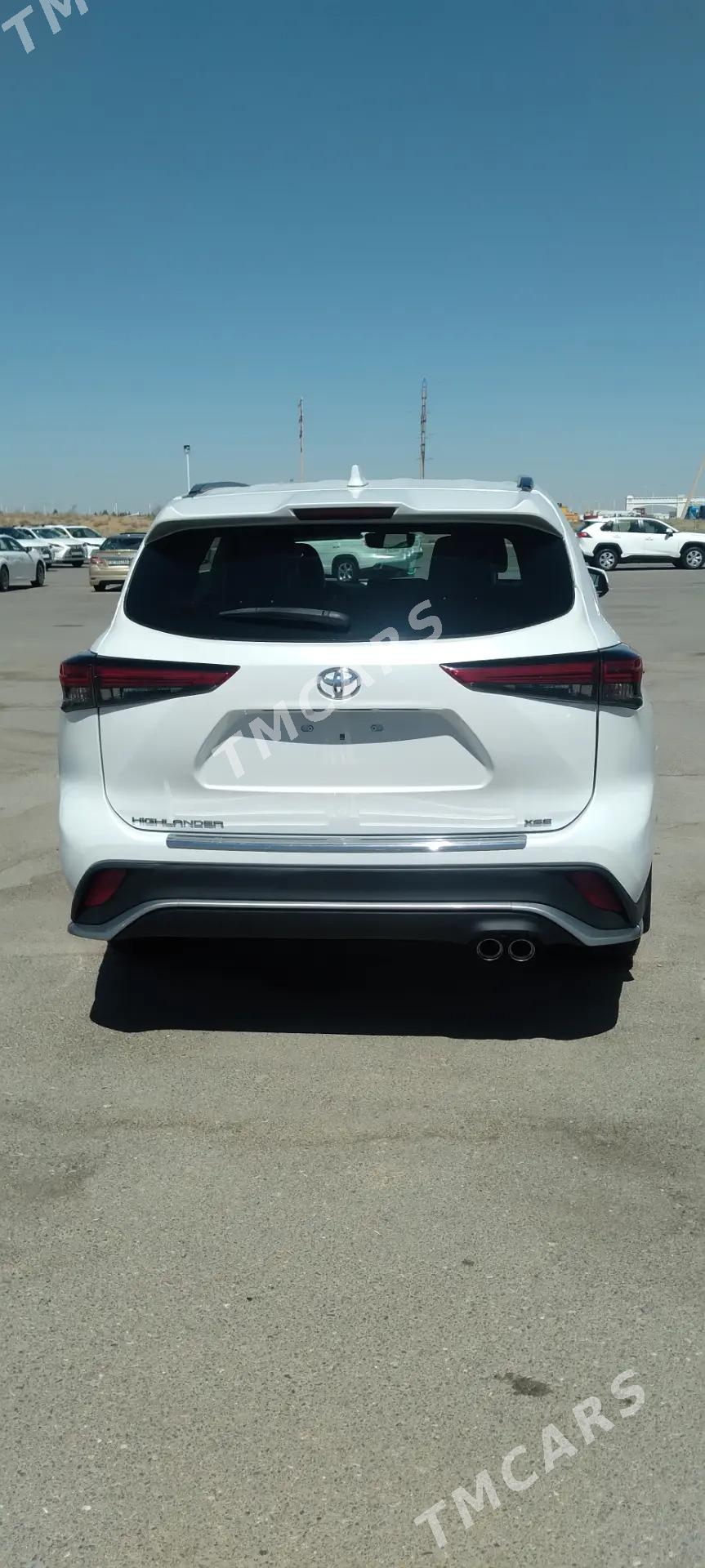 Toyota Highlander 2022 - 570 000 TMT - Ашхабад - img 3