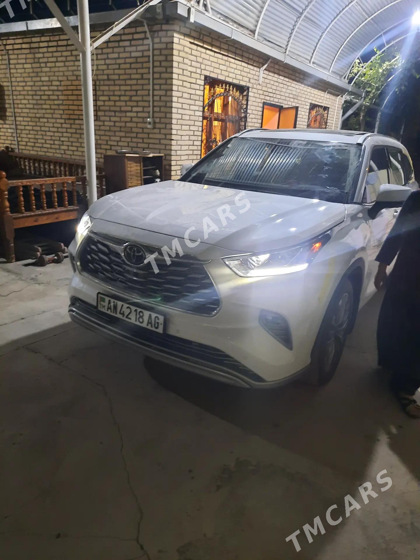 Toyota Highlander 2020 - 600 000 TMT - Aşgabat - img 5