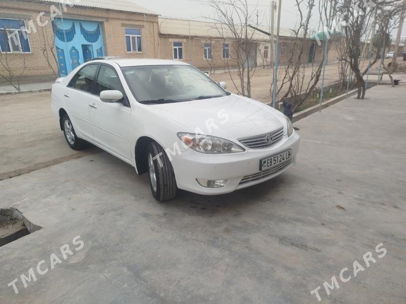 Toyota Camry 2003 - 143 000 TMT - Саят - img 3