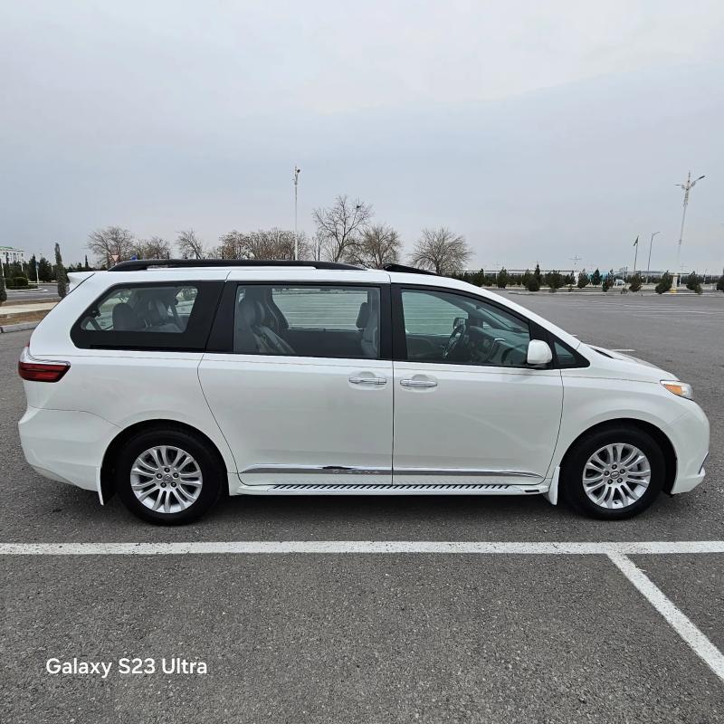Toyota Sienna 2017 - 410 000 TMT - Ашхабад - img 3