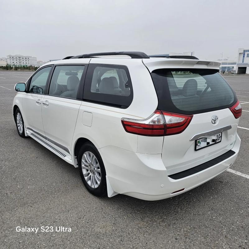 Toyota Sienna 2017 - 410 000 TMT - Ашхабад - img 9