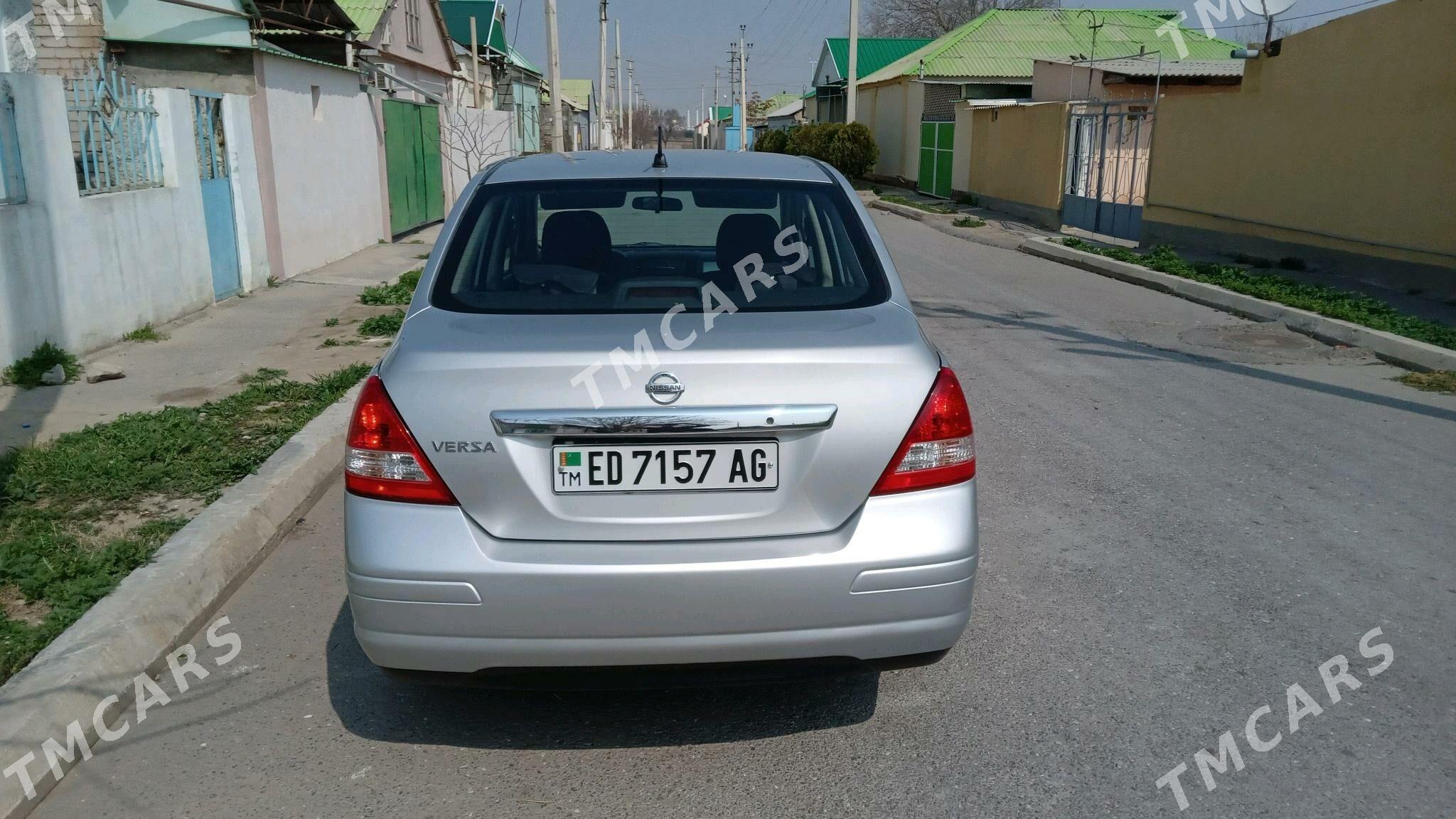 Nissan Versa 2009 - 117 000 TMT - Gökje - img 3