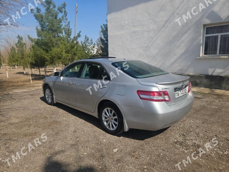 Toyota Camry 2011 - 200 000 TMT - Гурбансолтан Едже - img 2