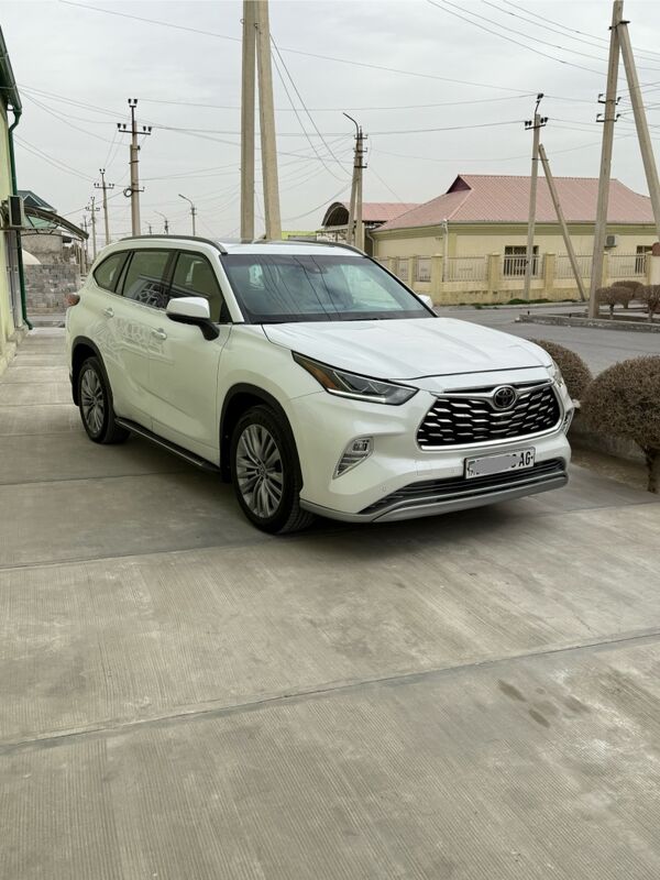 Toyota Highlander 2022 - 750 000 TMT - Aşgabat - img 9