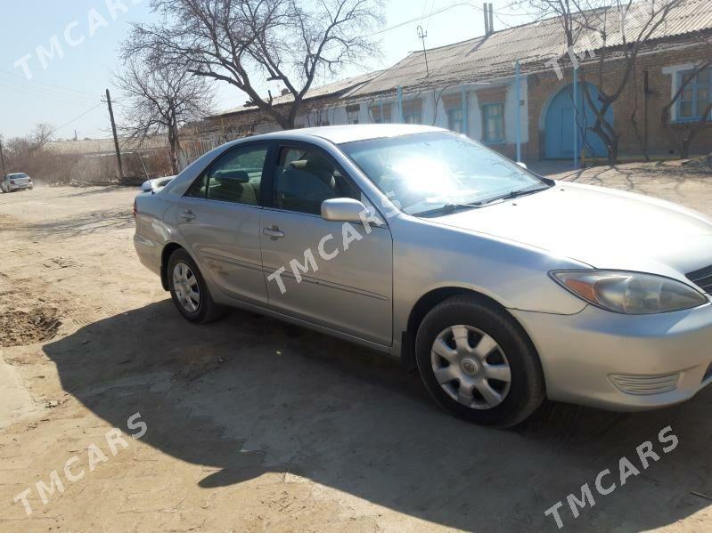 Toyota Camry 2004 - 145 000 TMT - Saýat - img 5