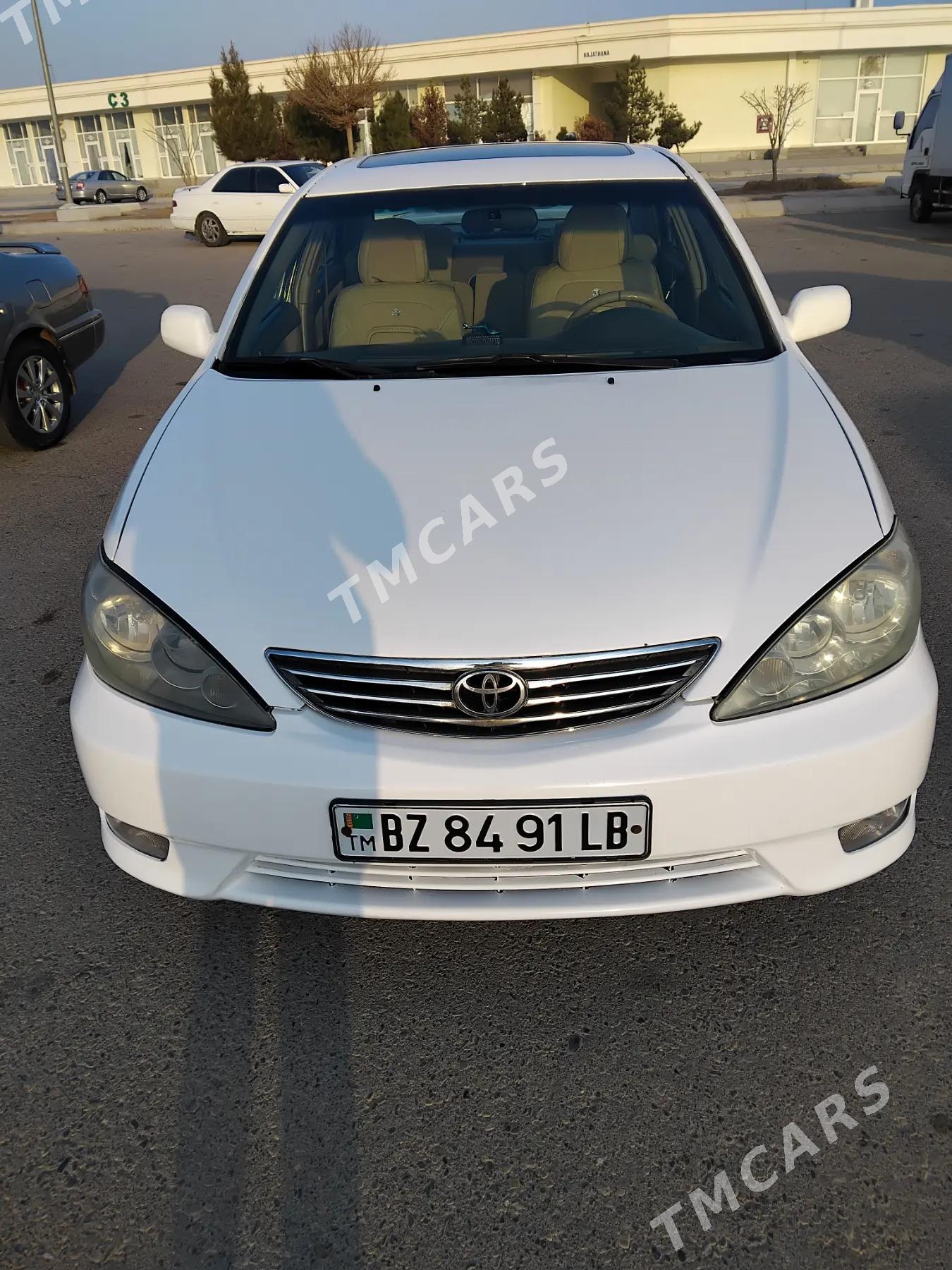 Toyota Camry 2004 - 150 000 TMT - Çärjew - img 4