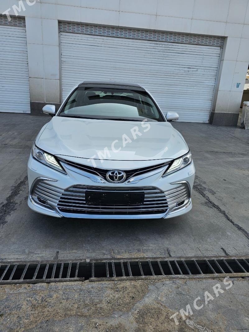 Toyota Camry 2023 - 710 000 TMT - Aşgabat - img 8