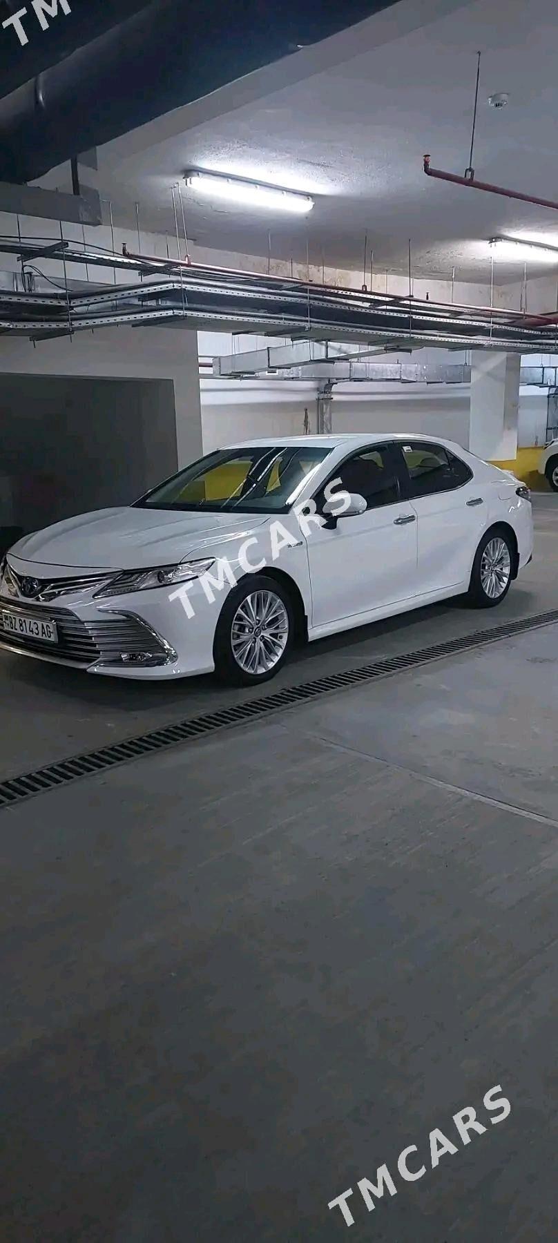 Toyota Camry Hybrid 2019 - 280 000 TMT - Ашхабад - img 3