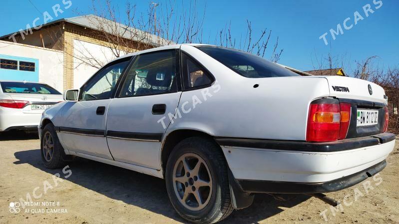 Opel Vectra 1993 - 25 000 TMT - Гурбансолтан Едже - img 3