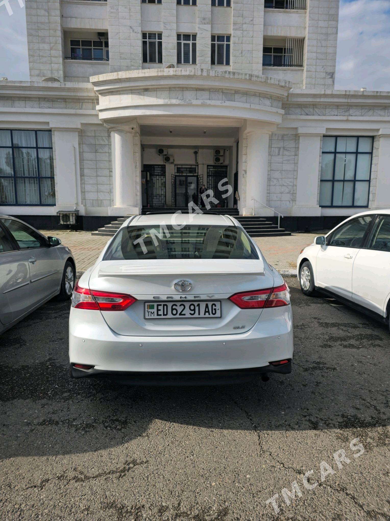 Toyota Camry 2020 - 345 000 TMT - Aşgabat - img 2