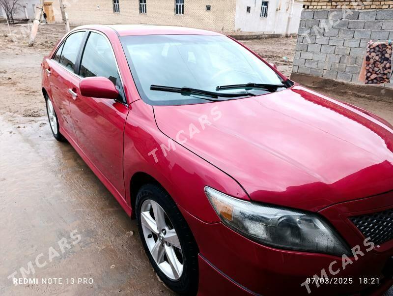 Toyota Camry 2010 - 170 000 TMT - Köneürgenç - img 8