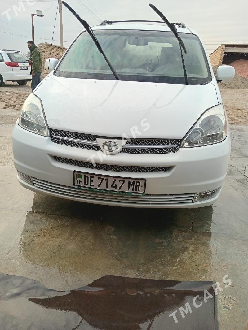 Toyota Sienna 2004 - 175 000 TMT - Сакарчага - img 6